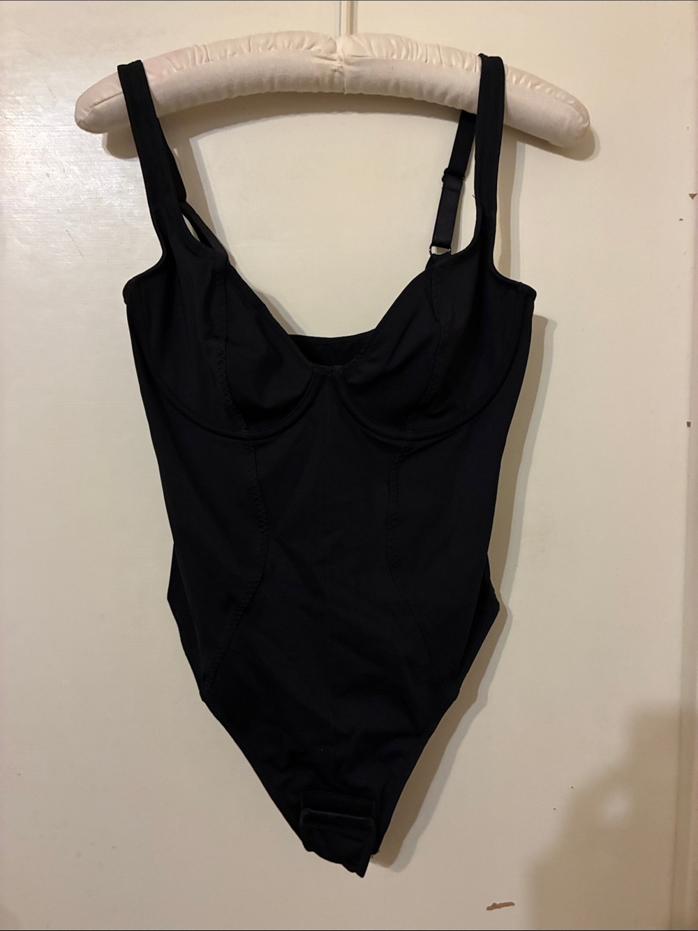 NWT Black Built In Bra Underwire Tummy Control Shaping One-Piece Bodysuit Small